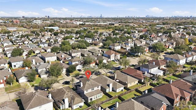 8927 Aspen Place Drive, Houston, TX 77071