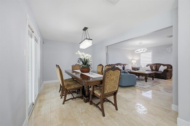 8927 Aspen Place Drive, Houston, TX 77071