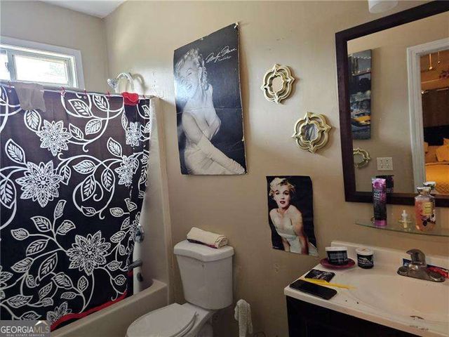 2065 ML King Jr. Drive NW, Atlanta, GA 30310