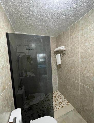8860 COND. PATIOS SEVILLANOS, Trujillo Alto, PR 00976