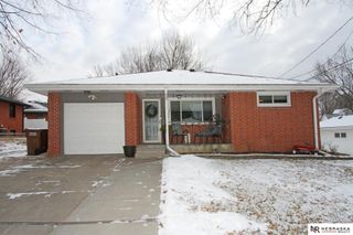 1900 N 64th Street, Lincoln, NE 68505