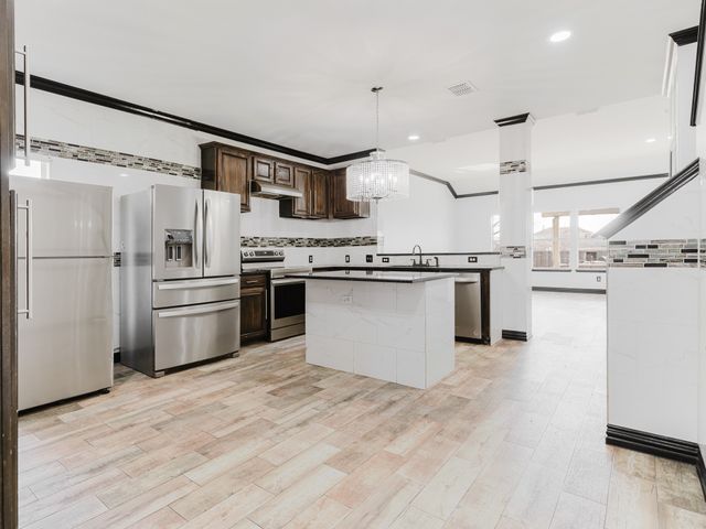 1733 Elm Street, Anna, TX 75409