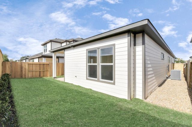 4352 Avron Drive, Stafford, TX 77477
