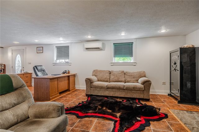 440 OWL HOLLOW RD, Ligonier Twp, PA 15658