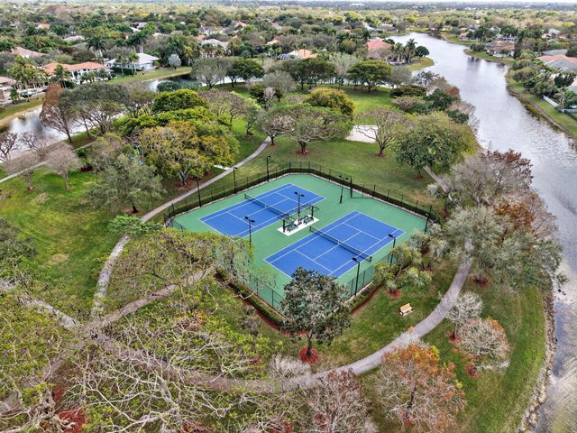 6598 NW 103rd Lane, Parkland, FL 33076