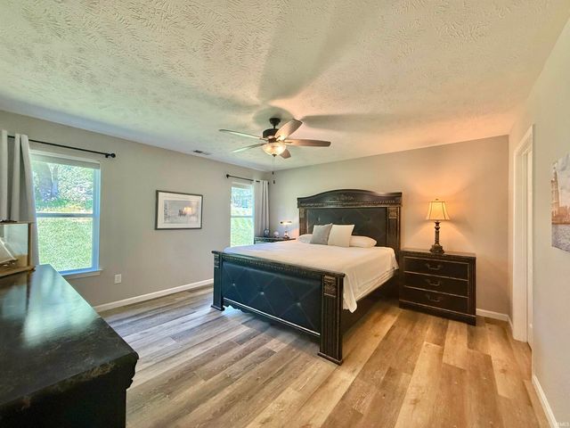 5533 Hillside Trail, Newburgh, IN 47630