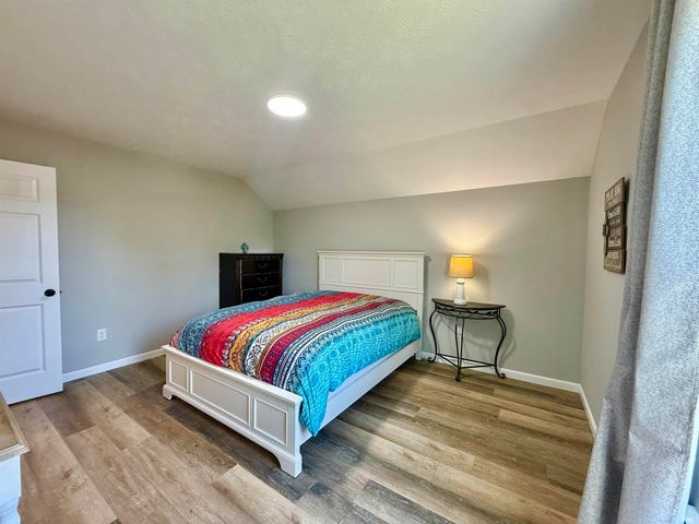 5533 Hillside Trail, Newburgh, IN 47630