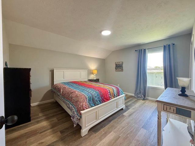 5533 Hillside Trail, Newburgh, IN 47630