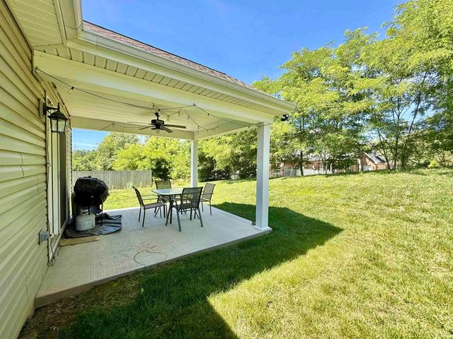 5533 Hillside Trail, Newburgh, IN 47630