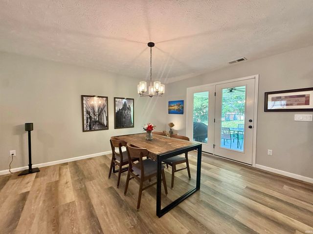 5533 Hillside Trail, Newburgh, IN 47630