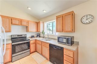 5330 Portavilla Court 203, Las Vegas, NV 89122