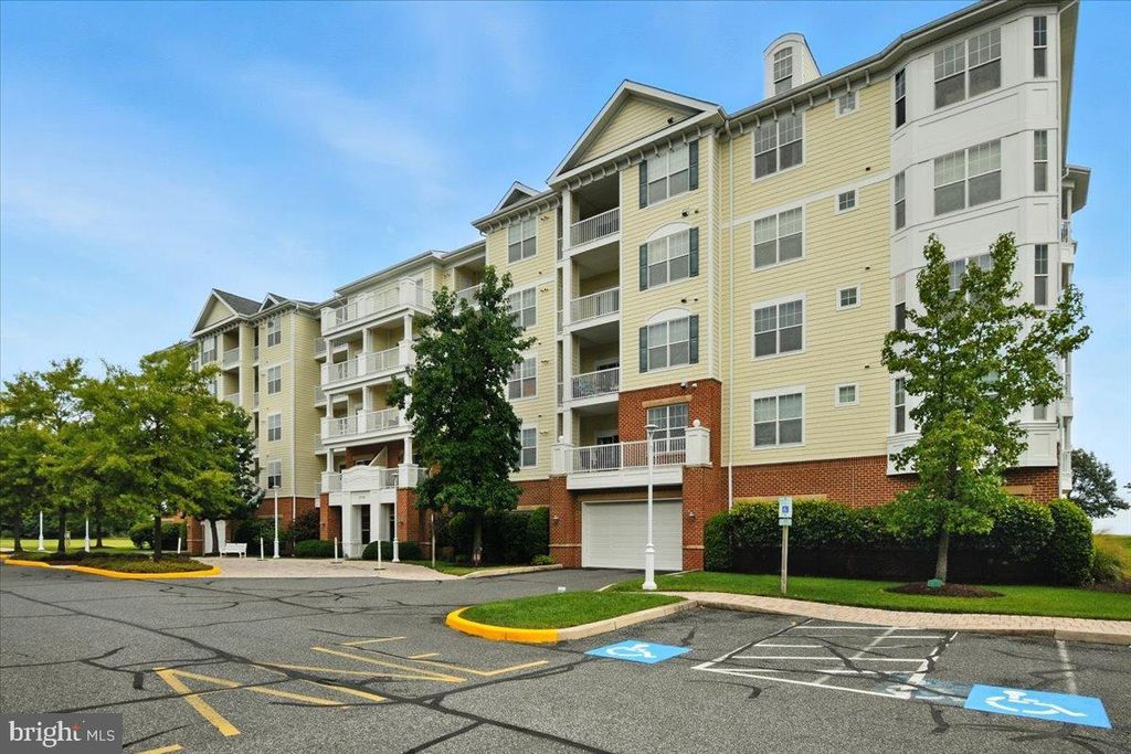 2700 WILLOW OAK DR #111B, Cambridge, MD 21613