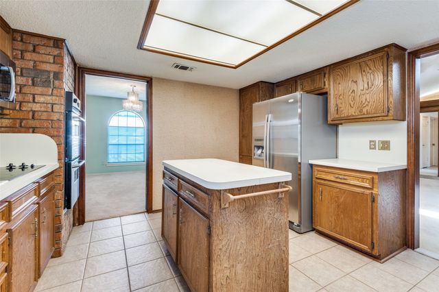 3913 Timberidge Drive, Irving, TX 75038