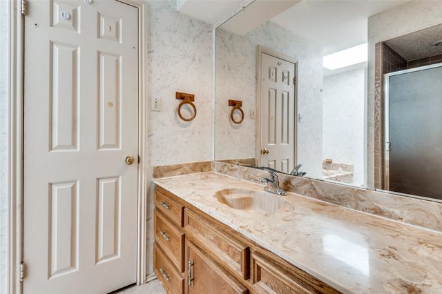 3913 Timberidge Drive, Irving, TX 75038