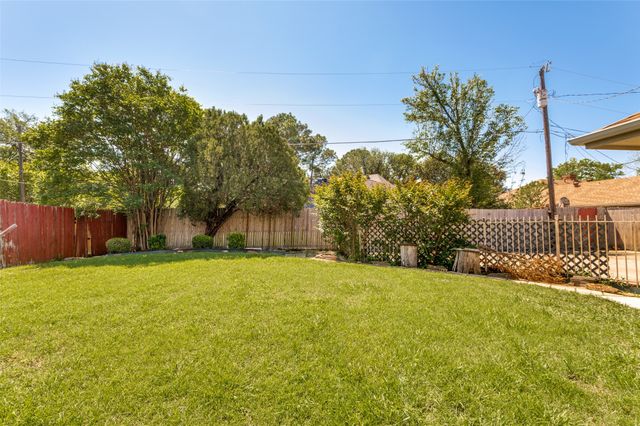 3913 Timberidge Drive, Irving, TX 75038