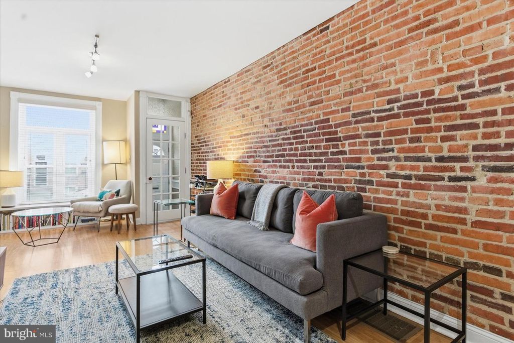 Image 5 of property listing at 1408 WEBSTER ST, Baltimore, MD 21230