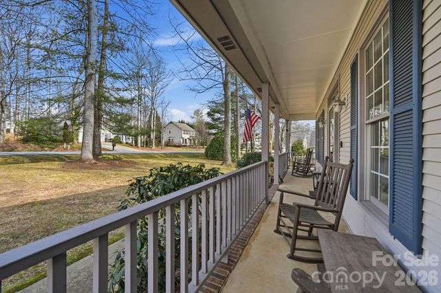 242 Windsor Forest Circle, Fletcher, NC 28732