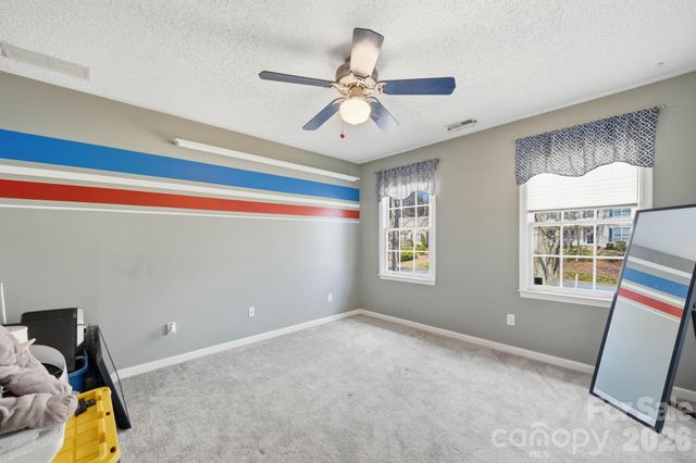 242 Windsor Forest Circle, Fletcher, NC 28732