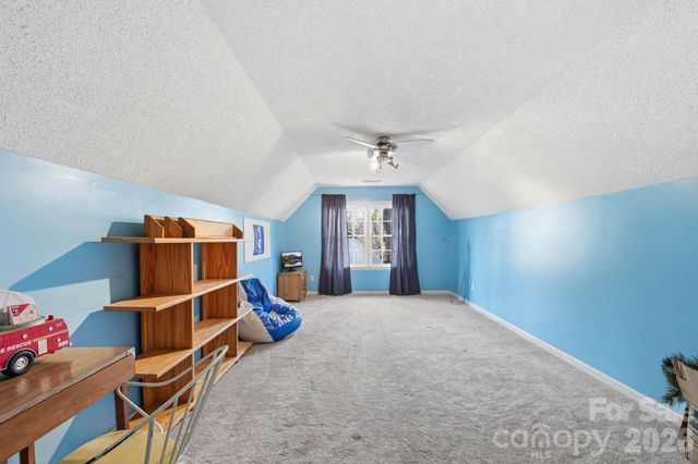 242 Windsor Forest Circle, Fletcher, NC 28732