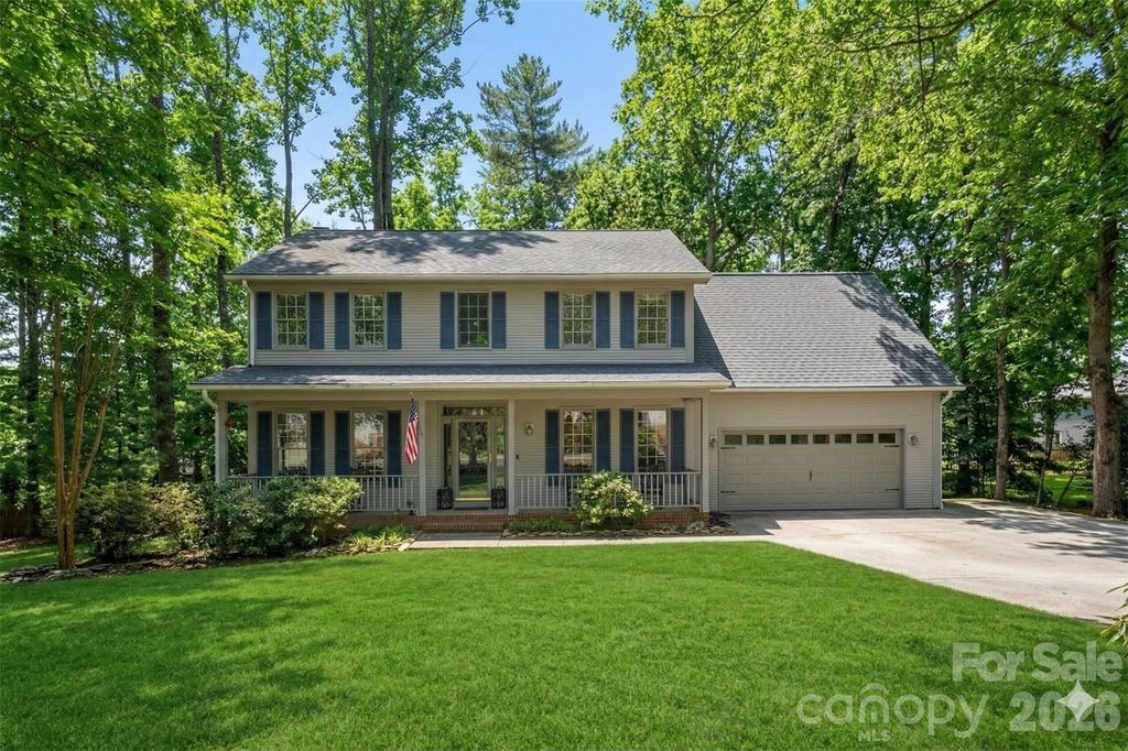 242 Windsor Forest Circle, Fletcher, NC 28732