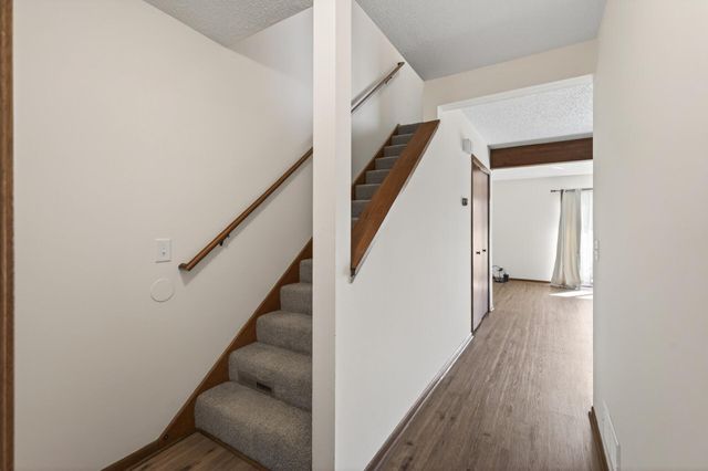 2841 67th Lane N, Brooklyn Center, MN 55430