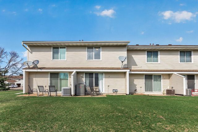 2841 67th Lane N, Brooklyn Center, MN 55430