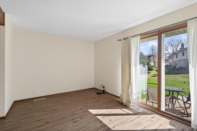 2841 67th Lane N, Brooklyn Center, MN 55430