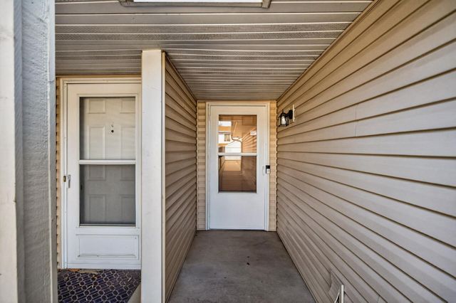 2841 67th Lane N, Brooklyn Center, MN 55430