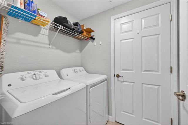 12020 Hawthorn Lake DR 101, Fort Myers, FL 33913