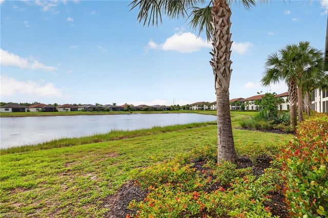 12020 Hawthorn Lake DR 101, Fort Myers, FL 33913