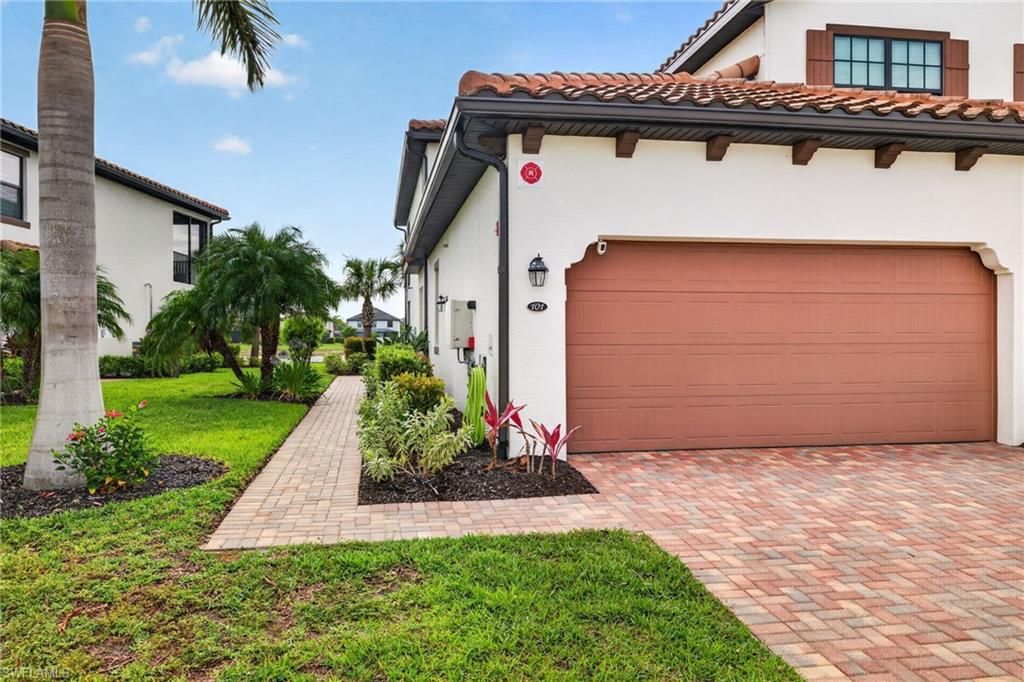 12020 Hawthorn Lake DR 101, Fort Myers, FL 33913