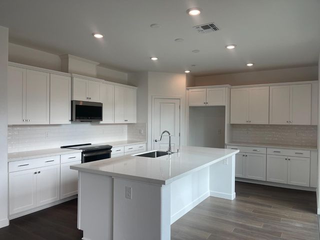 8500 Cottonseed Way, Elk Grove, CA 95624