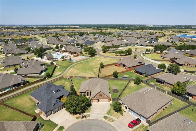 18856 Pagoda Court, Edmond, OK 73012