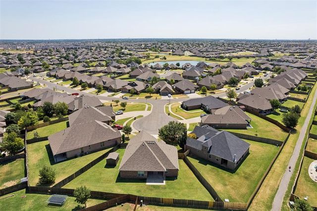 18856 Pagoda Court, Edmond, OK 73012
