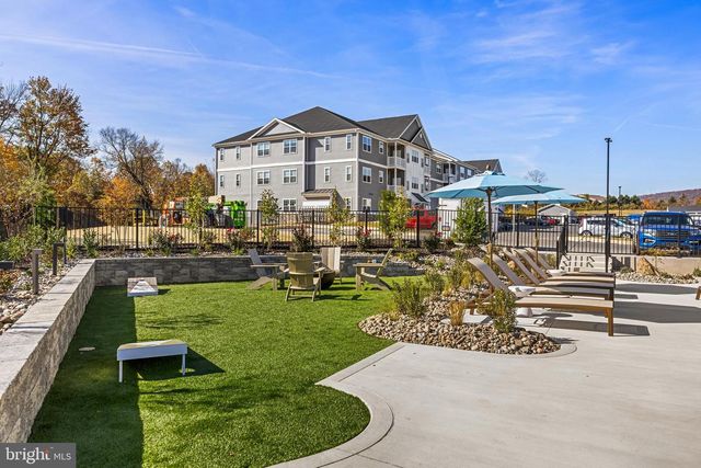 2007 SIENNA CT, Enola, PA 17025