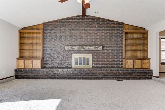 1046 Walsh Lane, Yukon, OK 73099