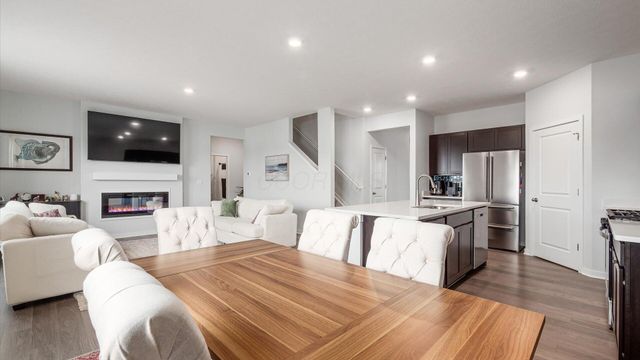 2225 Overlook Way, Newark, OH 43055