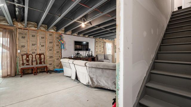 2225 Overlook Way, Newark, OH 43055