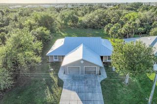 10437 PORT EVERGLADES STREET, Port Charlotte, FL 33981