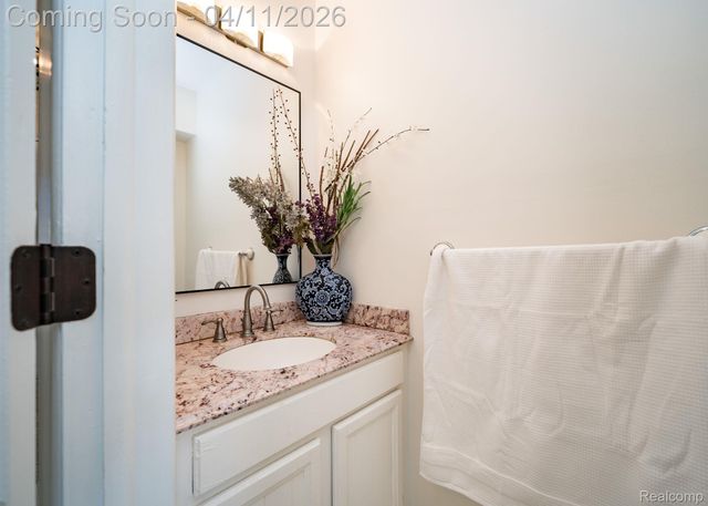 28144 Yorktown Road, Farmington Hills, MI 48331