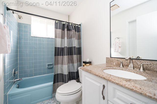 28144 Yorktown Road, Farmington Hills, MI 48331