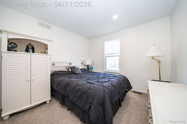 28144 Yorktown Road, Farmington Hills, MI 48331