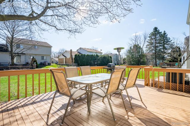 28144 Yorktown Road, Farmington Hills, MI 48331