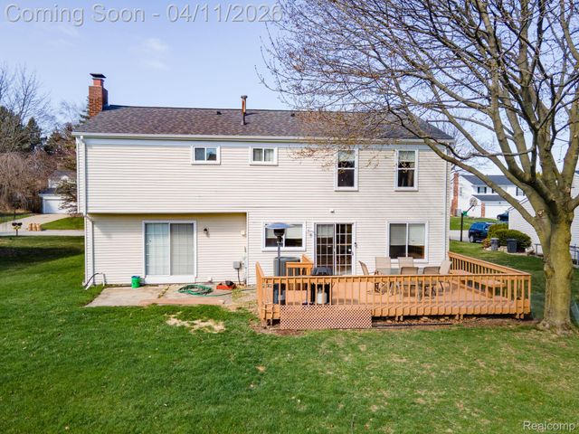 28144 Yorktown Road, Farmington Hills, MI 48331