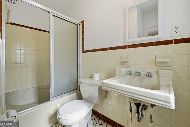 88 W New Street, Winder, GA 30680