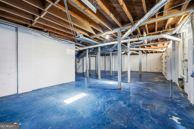 88 W New Street, Winder, GA 30680