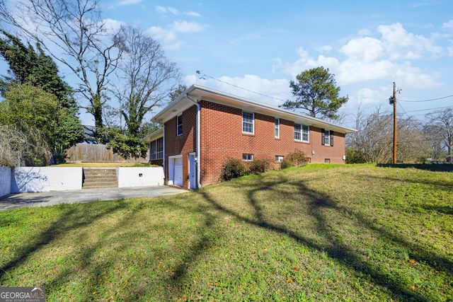 88 W New Street, Winder, GA 30680