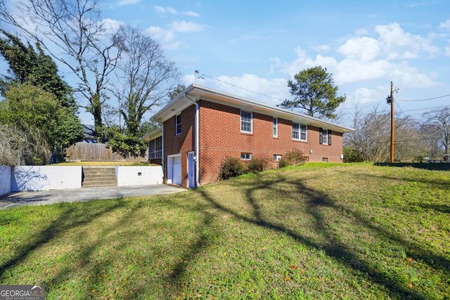 88 W New Street, Winder, GA 30680