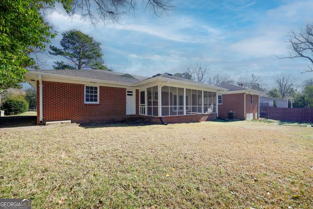 88 W New Street, Winder, GA 30680