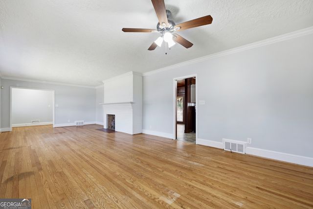 88 W New Street, Winder, GA 30680